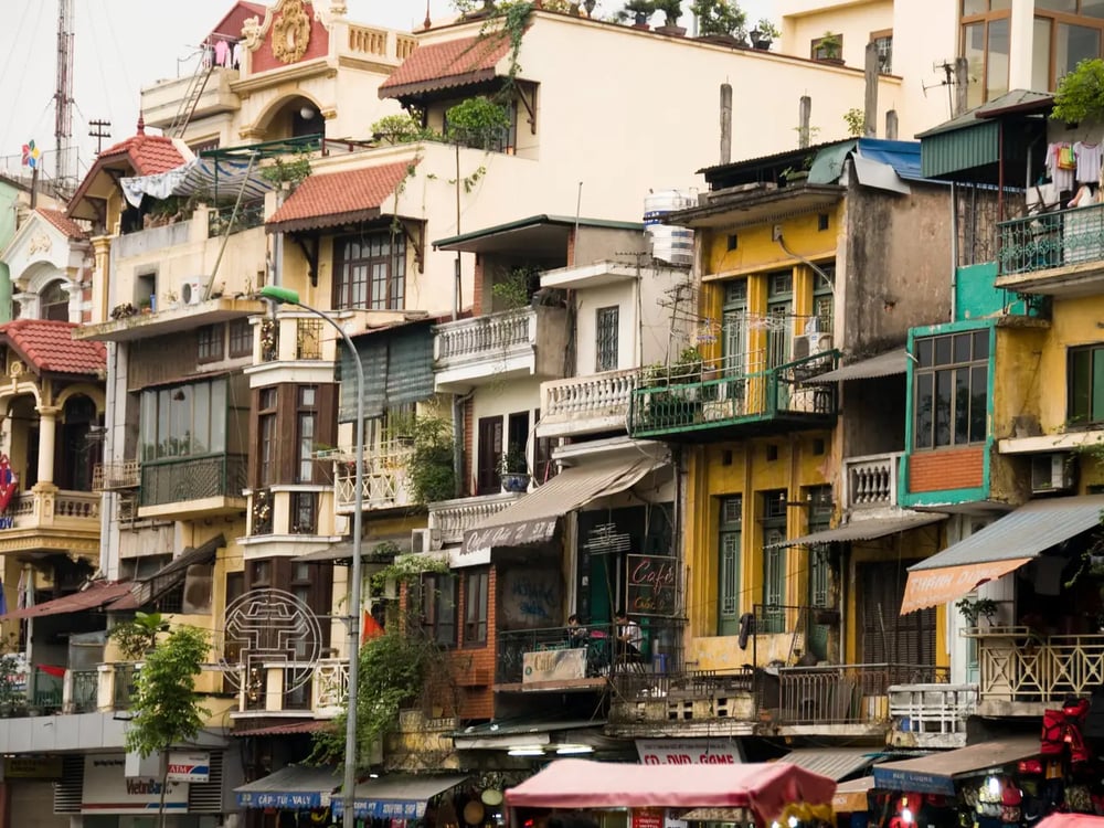 Mọi công dân trên 18 tuổi phải khai báo đầy đủ thông tin về tài sản bất động sản của mình